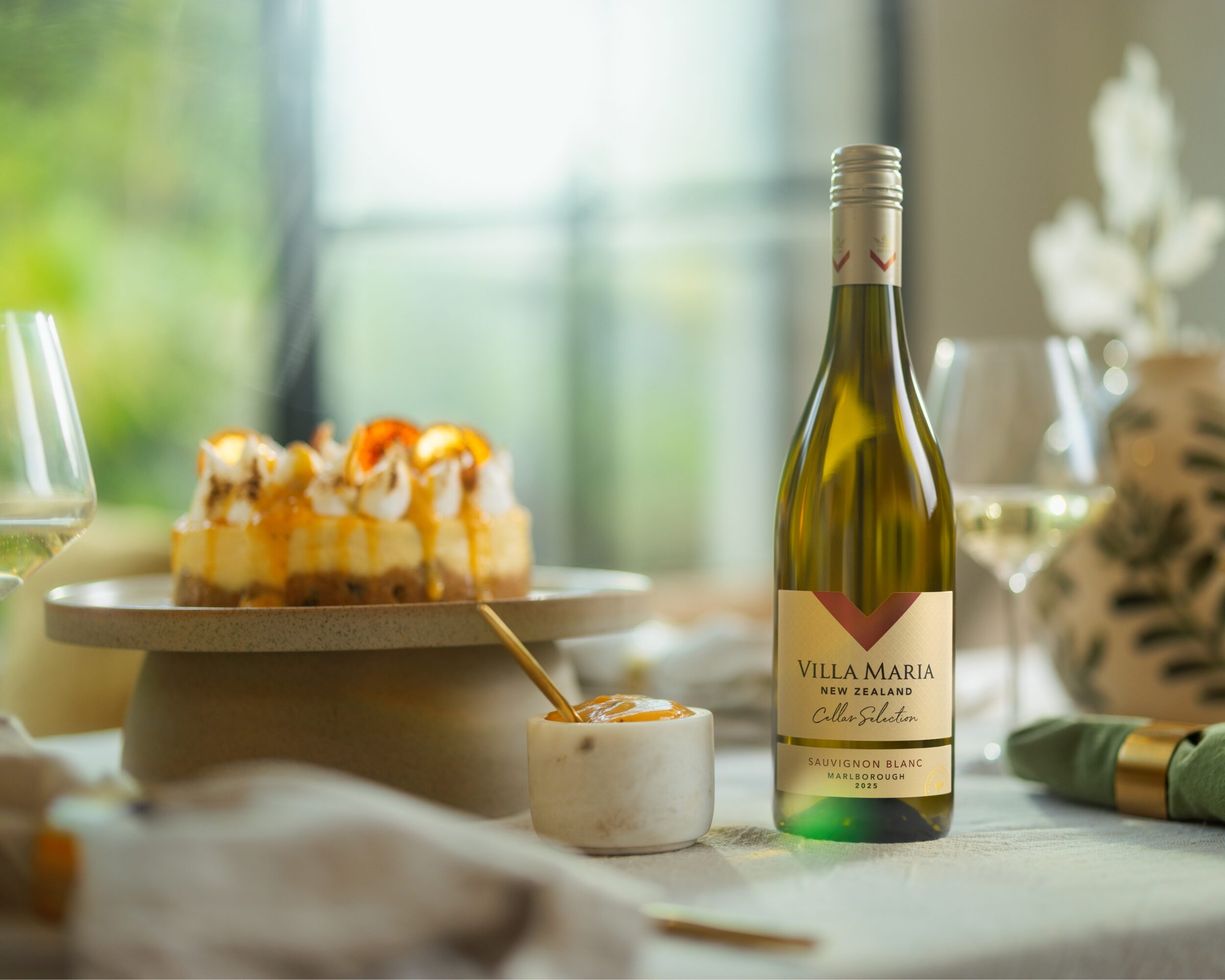 A Classic Holiday Table